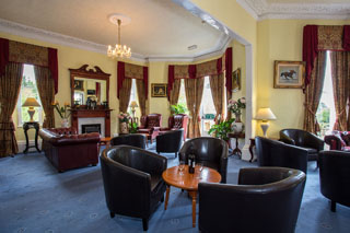 Lounge Bar at The Elmington Torquay